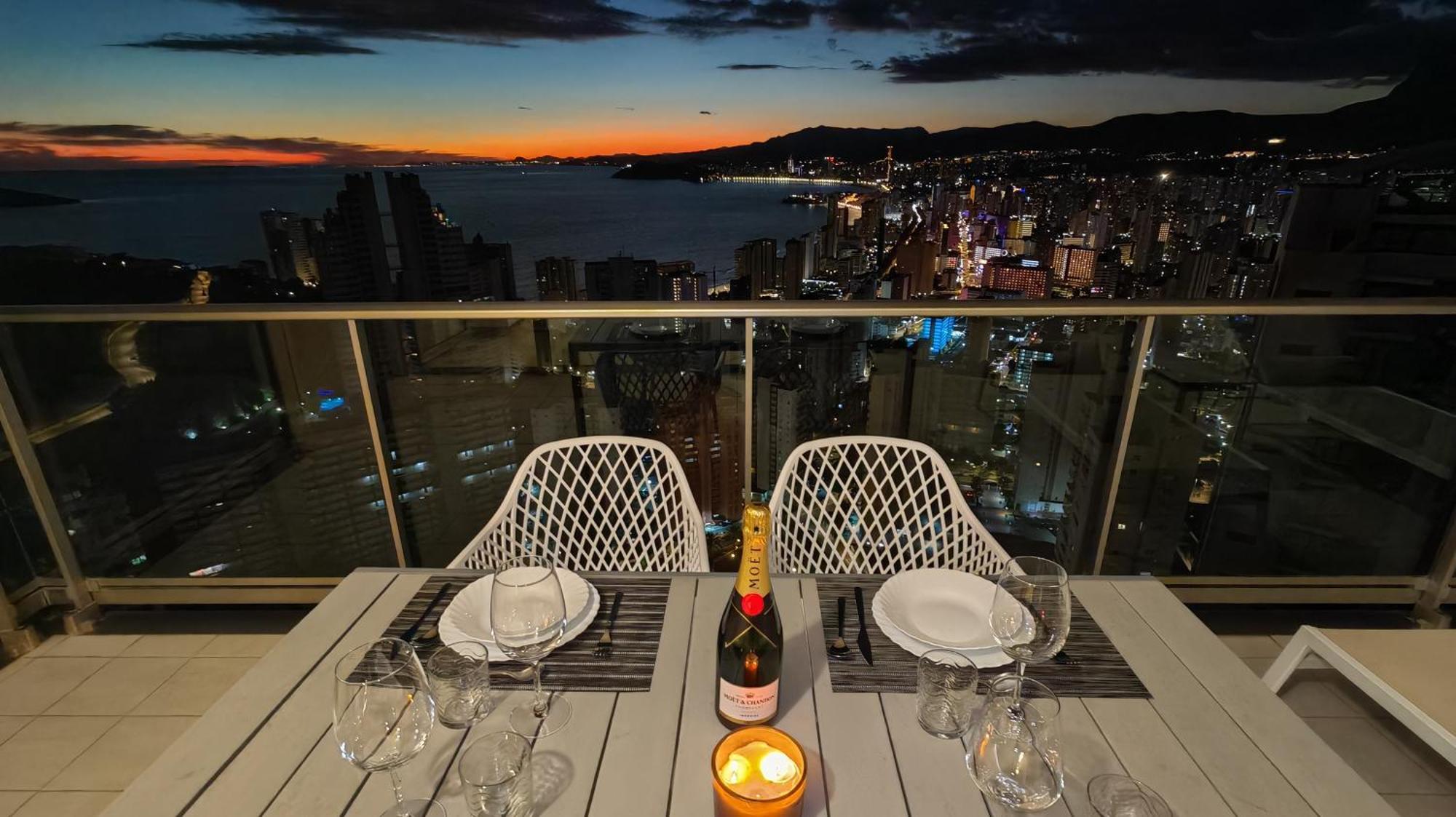 Skyline Floor 28 Sea Views Appartement Benidorm Buitenkant foto